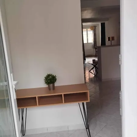 L Pres Des Ecluses شقة *